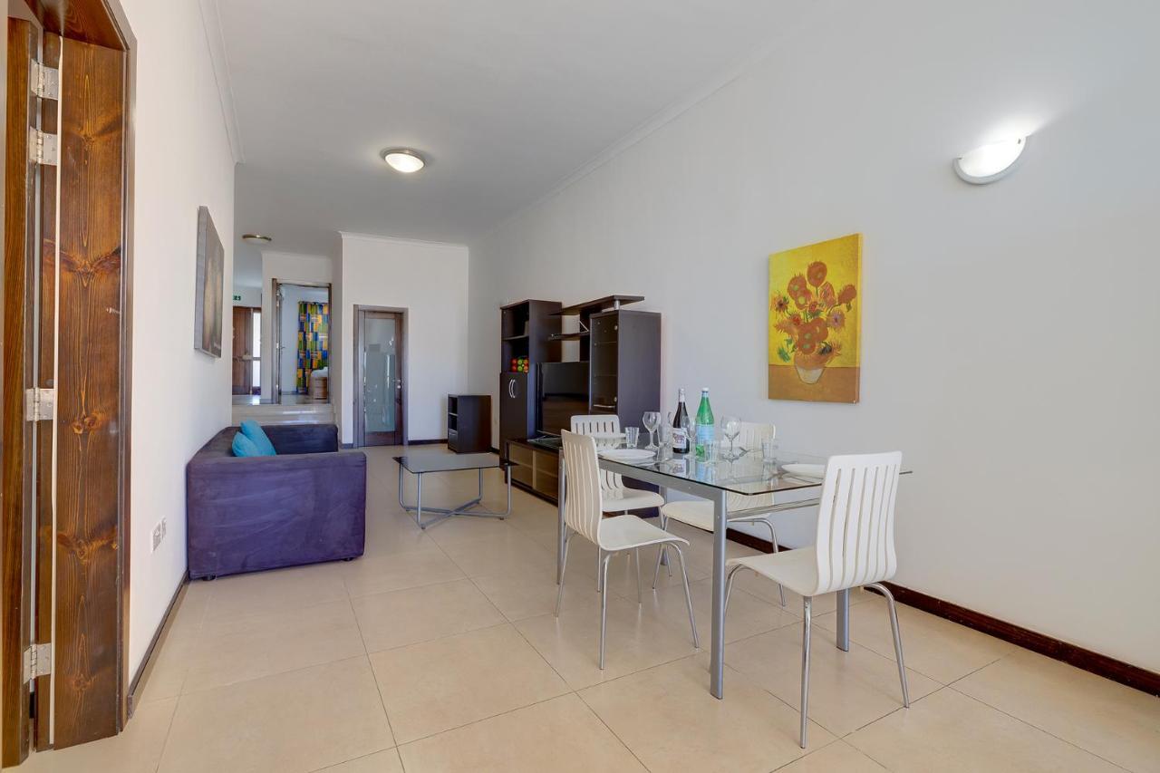 Modern 2 Bedroom Maisonette In Central Sliema Exteriör bild