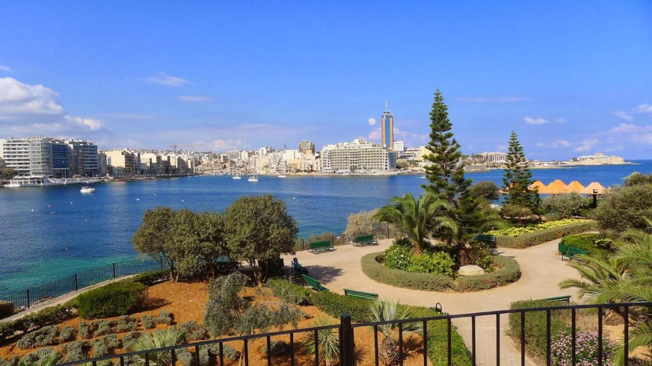Modern 2 Bedroom Maisonette In Central Sliema Exteriör bild