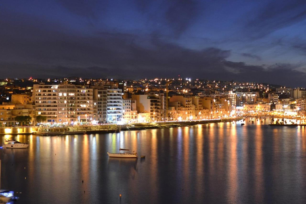 Modern 2 Bedroom Maisonette In Central Sliema Exteriör bild