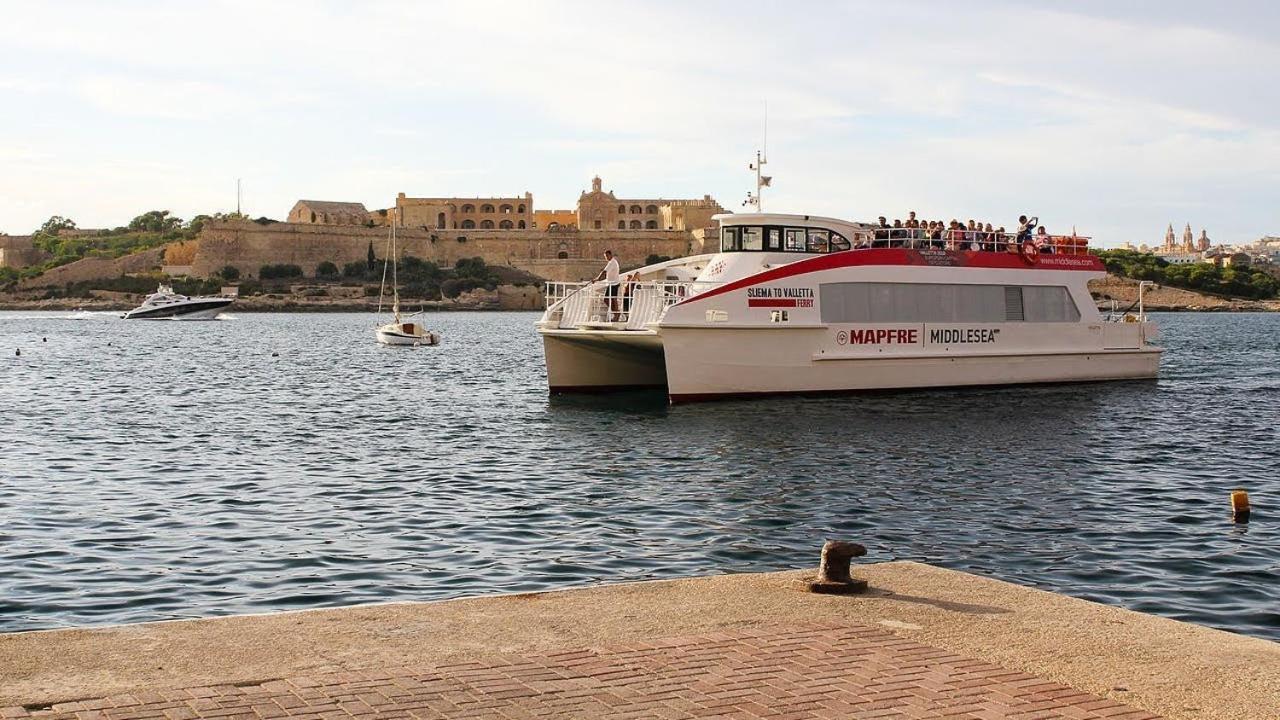 Modern 2 Bedroom Maisonette In Central Sliema Exteriör bild