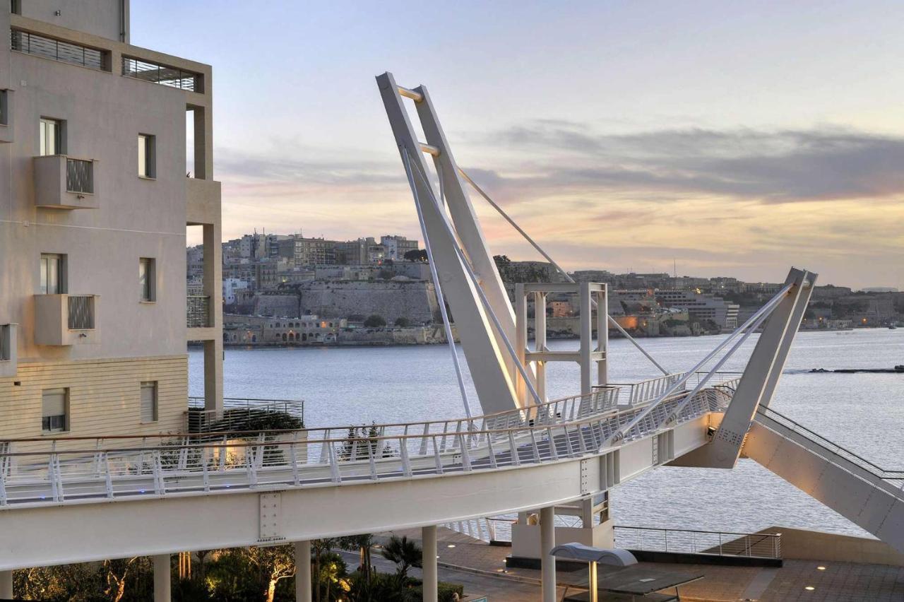 Modern 2 Bedroom Maisonette In Central Sliema Exteriör bild